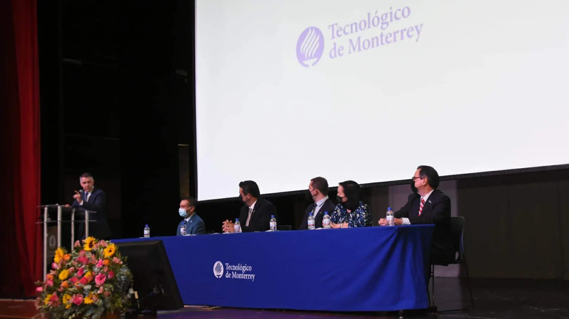 Firman-convenio-Tec-de-Monterrey  (3)